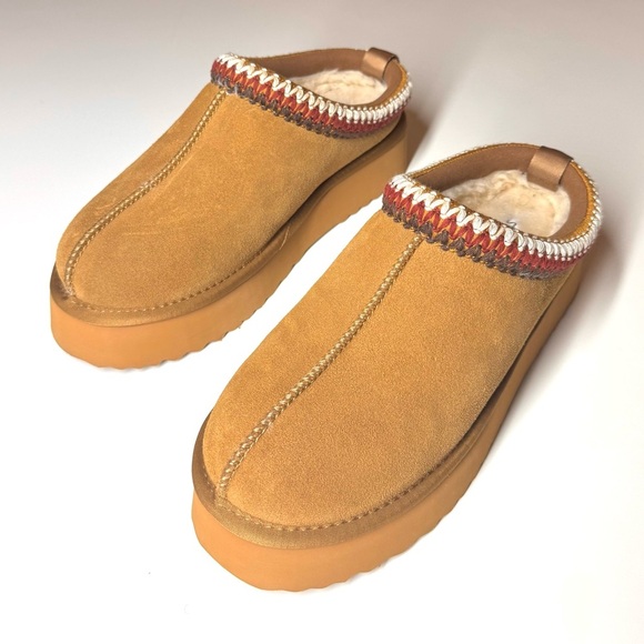 Steve Madden Women’s Selena Suede Slip-On Shoes with Multicolor Trim Size- 9 - Picture 1 of 9